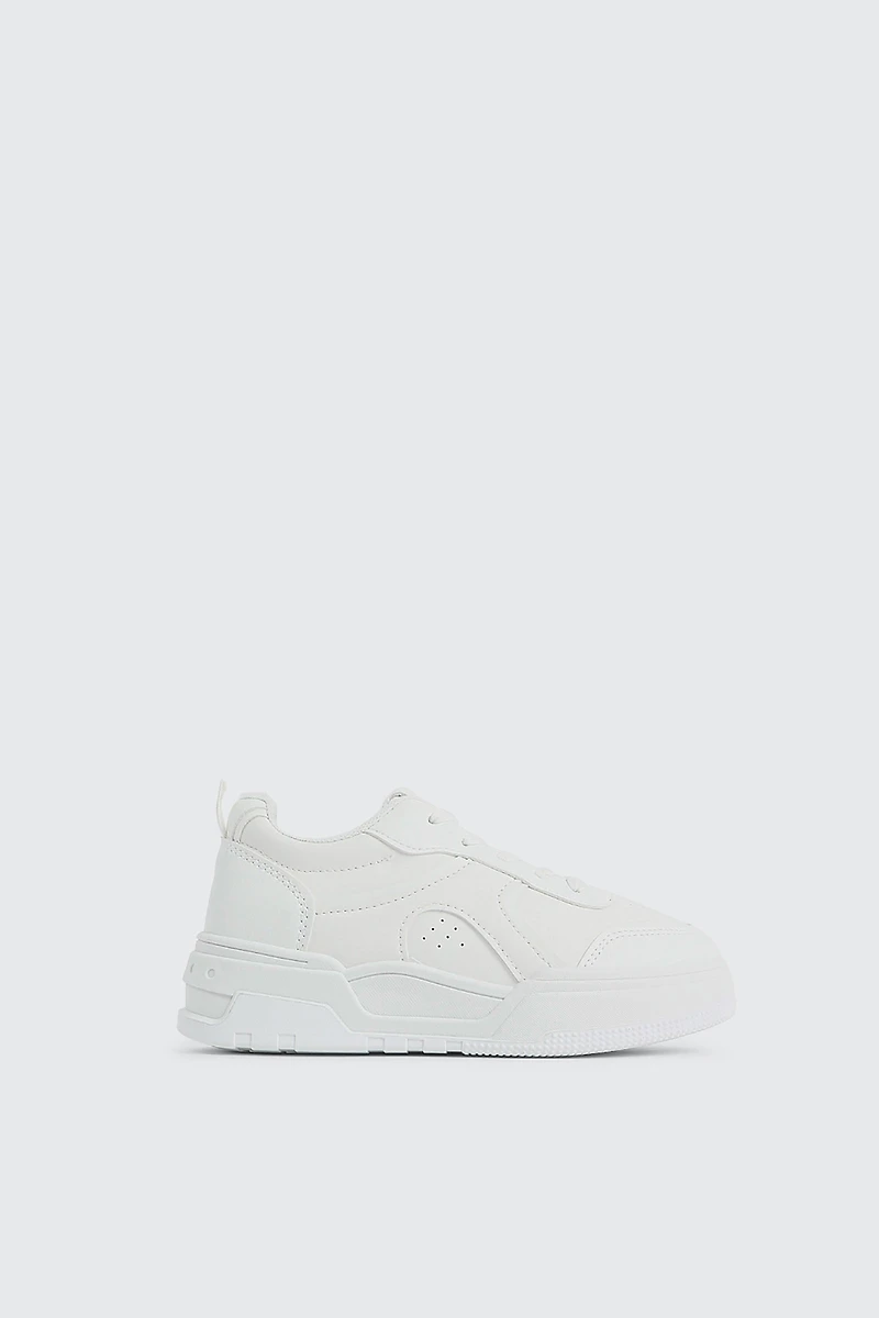 Ardene Kids Basketball Sneakers in White | Size