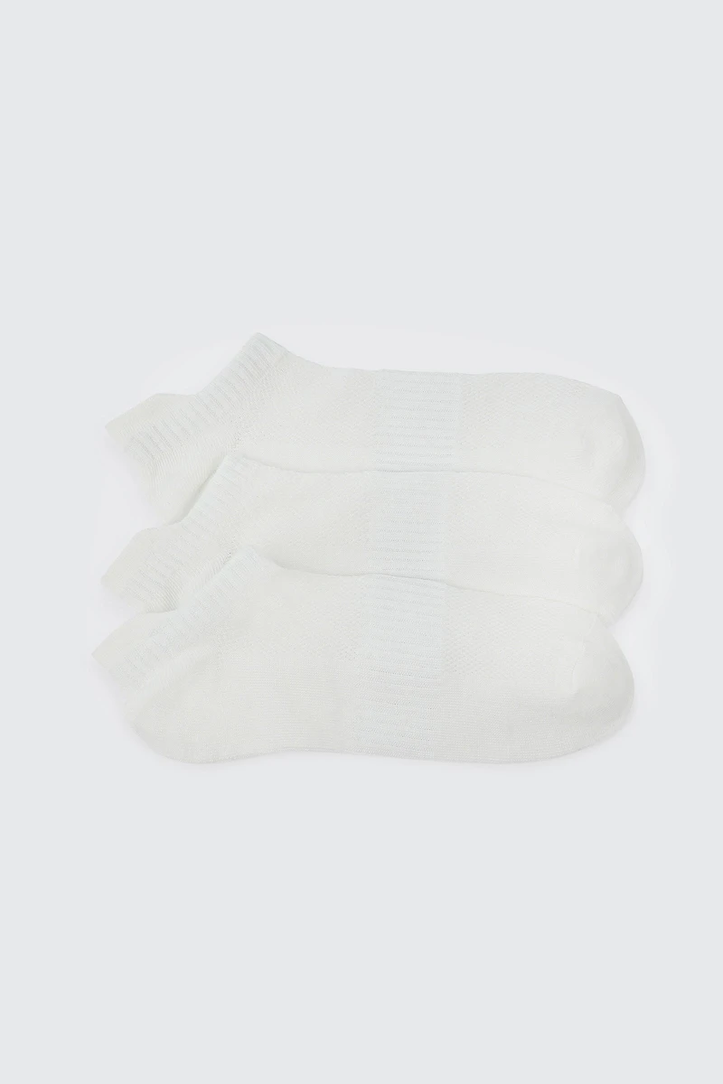 Ardene 3-Pack Athletic Demi Crew Socks in White | Polyester/Spandex