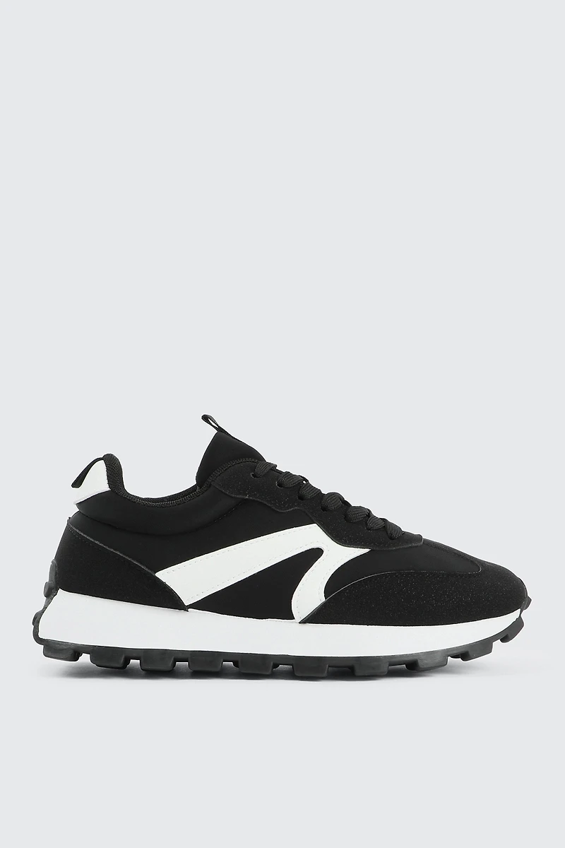 Ardene Contrast Sneakers in | Size | Faux Suede