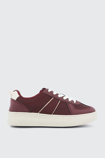 Ardene Retro Thick Sole Sneakers in Burgundy | Size