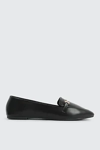 Ardene Pointy Loafers with Horsibit Detail in Black | Size | Faux Leather
