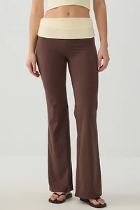 Legging évasé à taille repliable en tissu doux