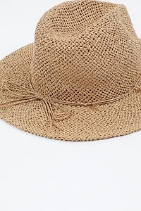 Chapeau de paille à breloques