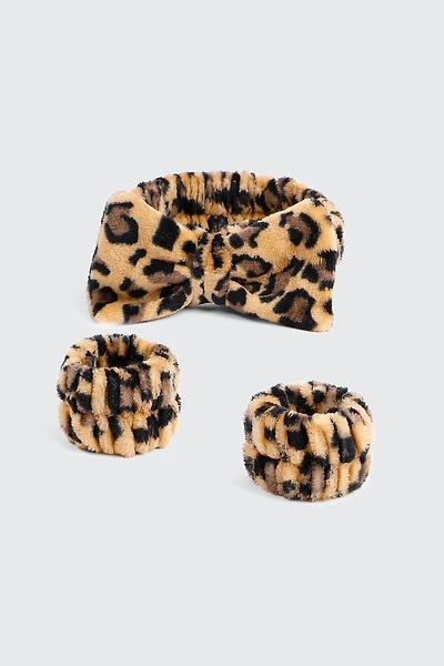 Ardene Leopard Spa Headband & Wristband Set in Brown | Polyester/Rubber
