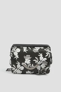 Ardene Envelope Phone Bag in | Faux Leather/Polyester