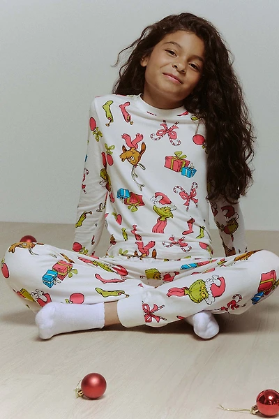 Ardene Kids The Grinch Family PJ Set in Off-White | Size | Polyester/Spandex