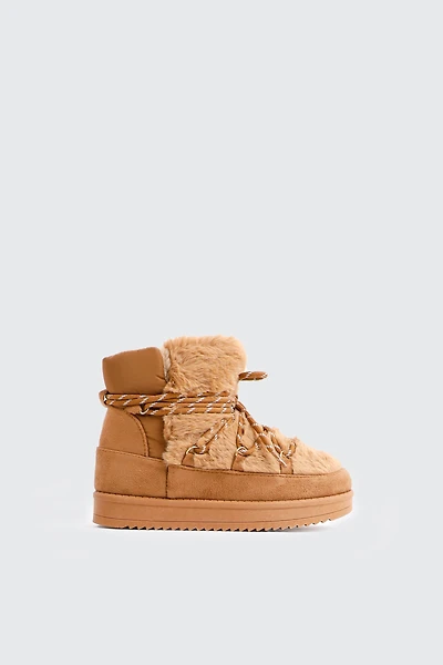 Ardene Kids Laced Faux Sheepskin Boots in Cognac | Size | Faux Suede