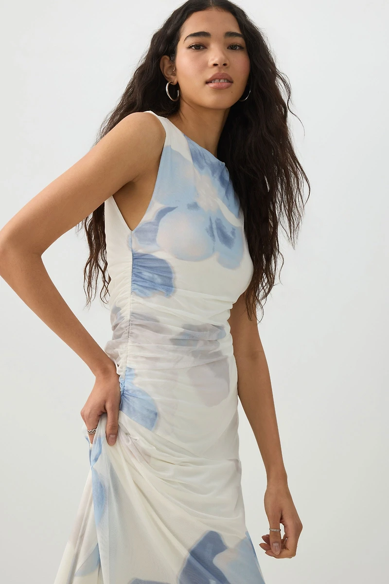 Robe fluide à col ras-du-cou en maille