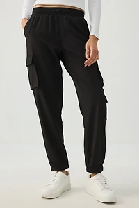 Pantalon cargo style jogging souple et extensible