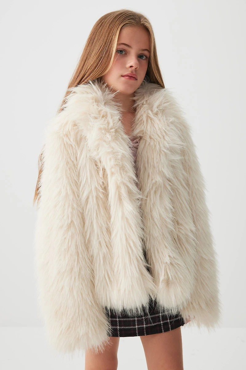 Ardene Kids Short Faux Fur Coat in Beige | Size Small | Polyester