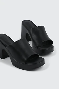 Sandales à glissière plateformes