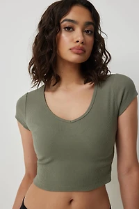 Ardene Ultra Crop V-Neck Short Sleeve T-Shirt in Khaki | Size | Cotton/Elastane