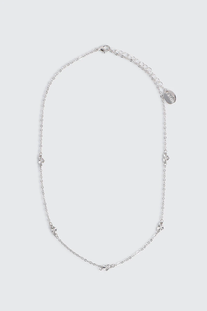 Ardene Fan Heart Necklace in Silver