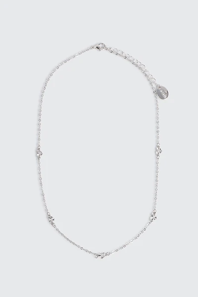 Ardene Fan Heart Necklace in Silver