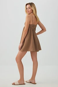 Robe courte à nouer au dos