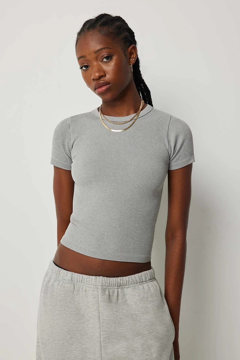 Ardene Seamless Crop Crew Neck T-Shirt in Grey | Size Large | Polyester/Nylon/Elastane | Eco-Conscious