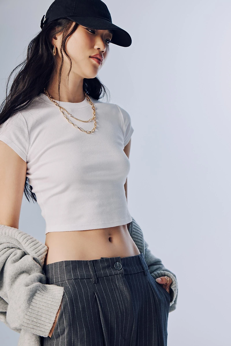 Ardene Ultra Crop Short Sleeve T-Shirt in White | Size | Cotton/Elastane