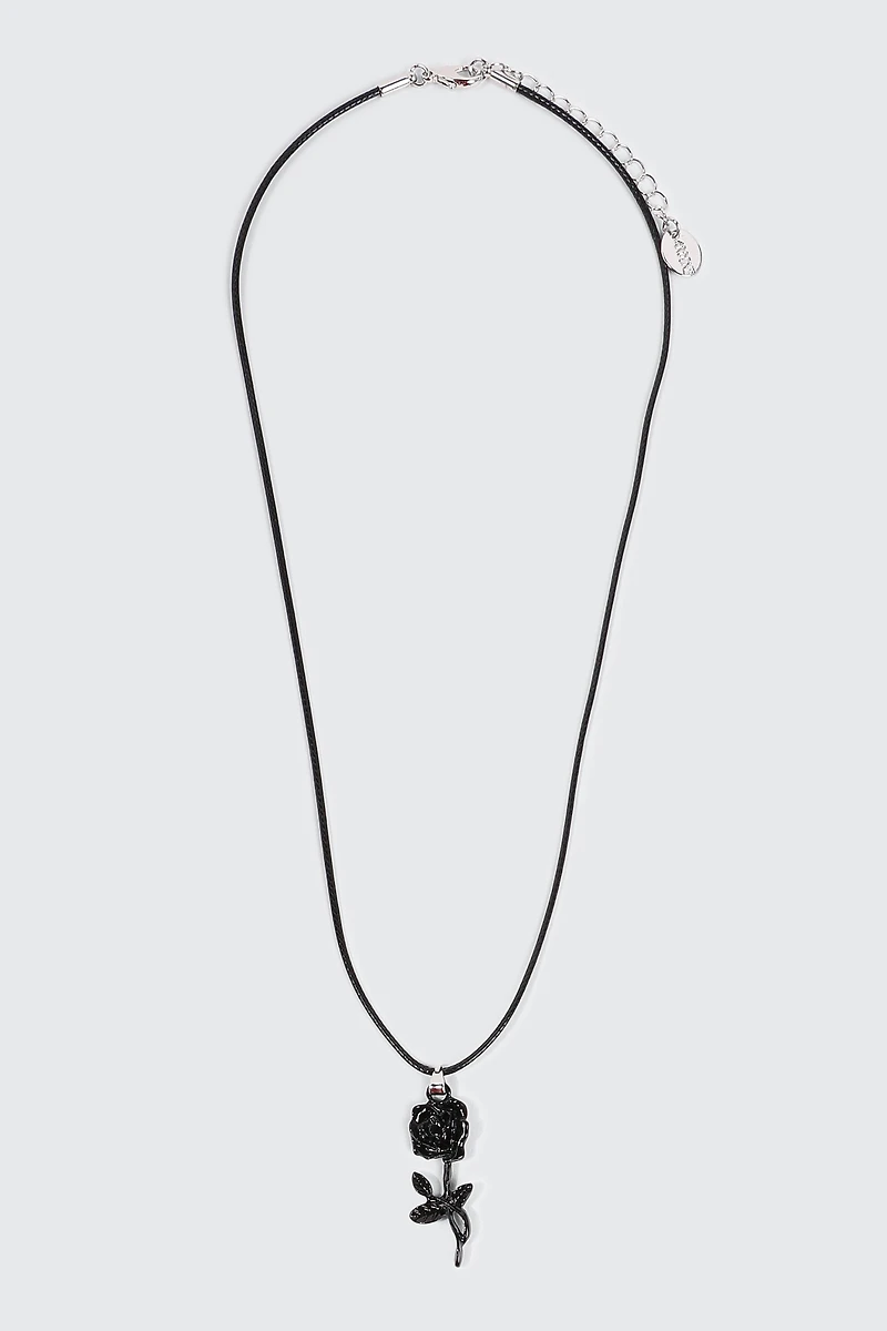 Ardene Cord Necklace with Flower Pendant in Black