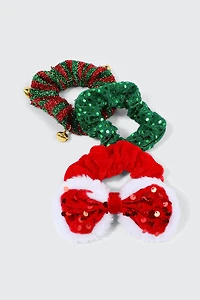 Ardene 3-Pack Holiday Scrunchies in Red