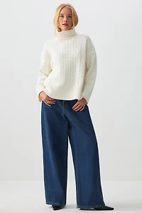 Chandail à col roulé en tricot torsad