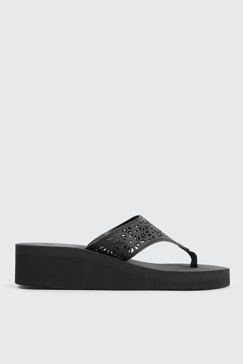 Ardene Floral Cutout Wedge Flip-Flops Sandals in | Size | Eco-Conscious