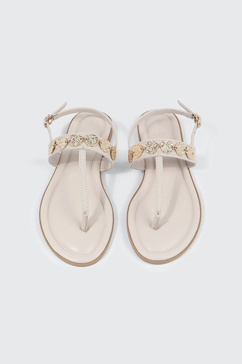 Sandales à brides et breloques