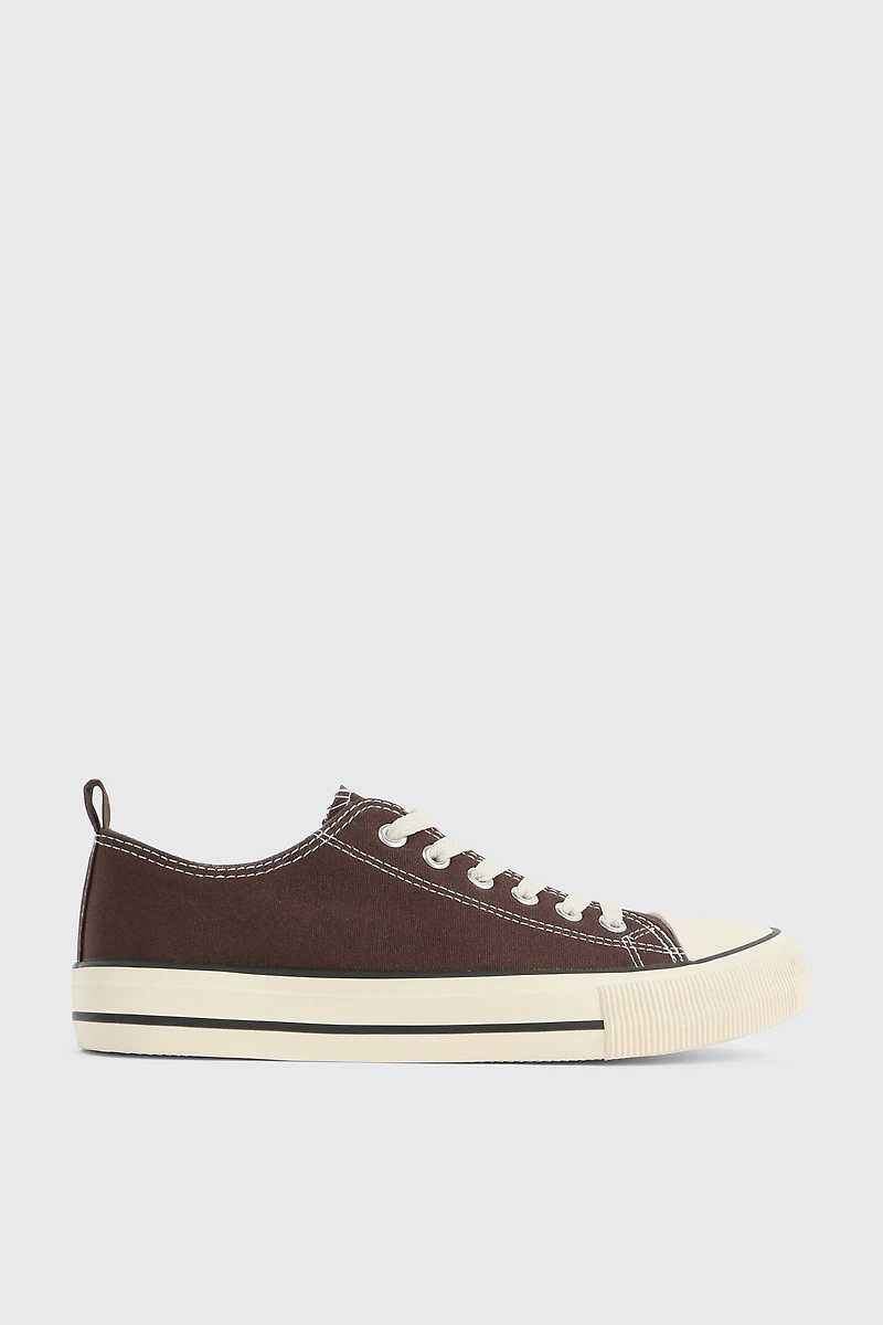 Ardene Low Top Sneakers with Toe Cap in Brown | Size | Rubber | Eco-Conscious