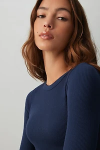 Ardene Seamless Crop Long Sleeve T-Shirt in Blueberry | Size | Polyester/Nylon/Elastane | Eco-Conscious