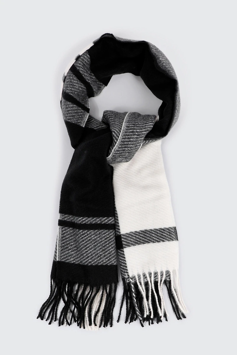 Ardene Rectangular Plaid Scarf with Fringes in Black | Polyester