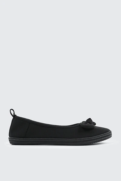 Ardene Slip On Sneakers with Bow in Black | Size