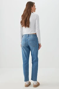 Le jean Muse coupe mom et taille haute