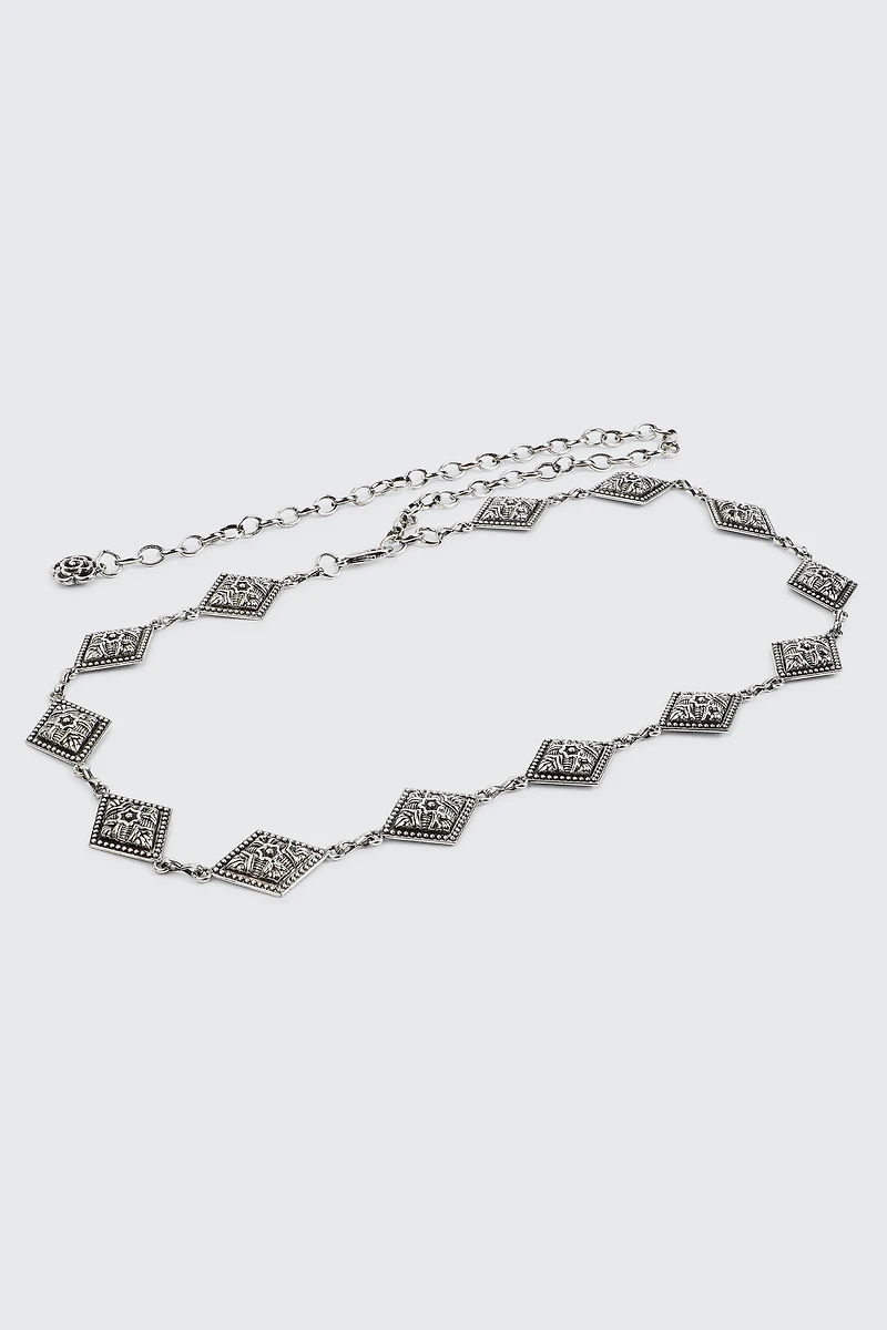 Ardene Embossed Diamond Chain Belt in Silver