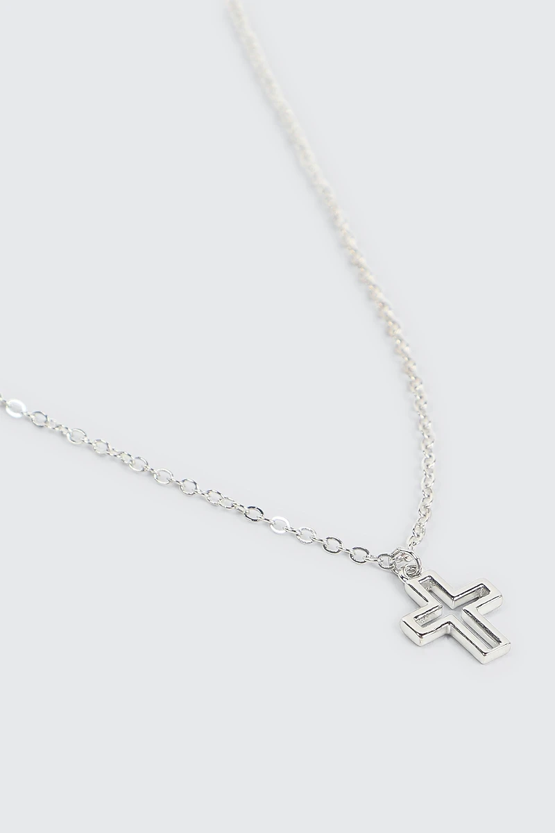Ardene Cutout Cross Necklace in Silver