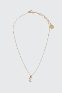 Collier initiale E plaqué or 14K