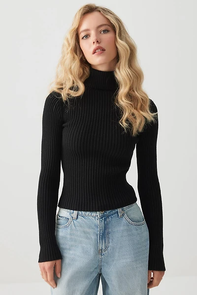 Ardene Crop Turtleneck Sweater in | Size | Polyester/Nylon/Viscose