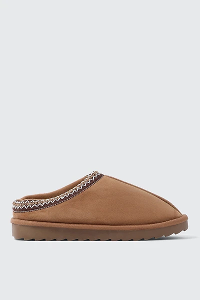 Ardene Faux Sheepskin Clogs in Cognac | Size | Faux Suede