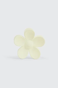 Ardene Daisy Shaped Hair Claw in White