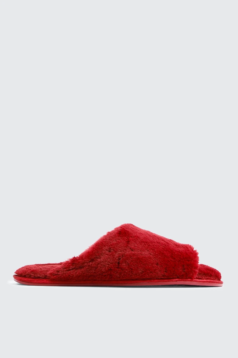 Ardene Faux Fur Slippers in Red | Size