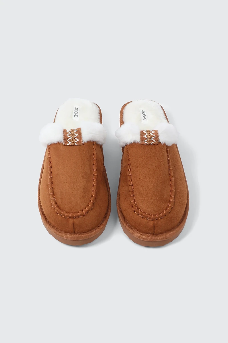 Pantoufles mules en faux suède