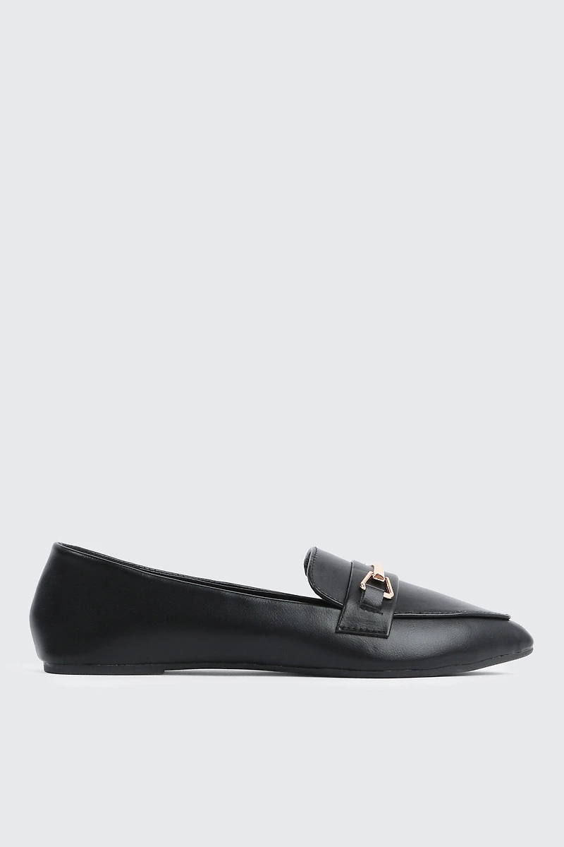 Ardene Faux Leather Pointed Toe Loafers in Black | Size | Eco-Conscious