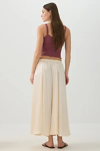 Jupe maxi plissée en satin froiss