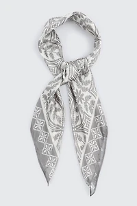 Foulard carré en satin