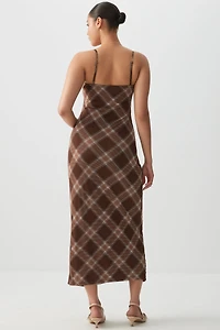 Robe maxi à col V en maille filet