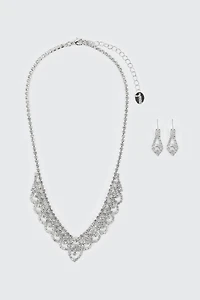 Ensemble collier et boucles d'oreilles ornés