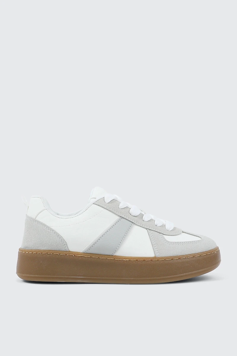 Ardene Retro Thick Sole Sneakers in Off-White | Size