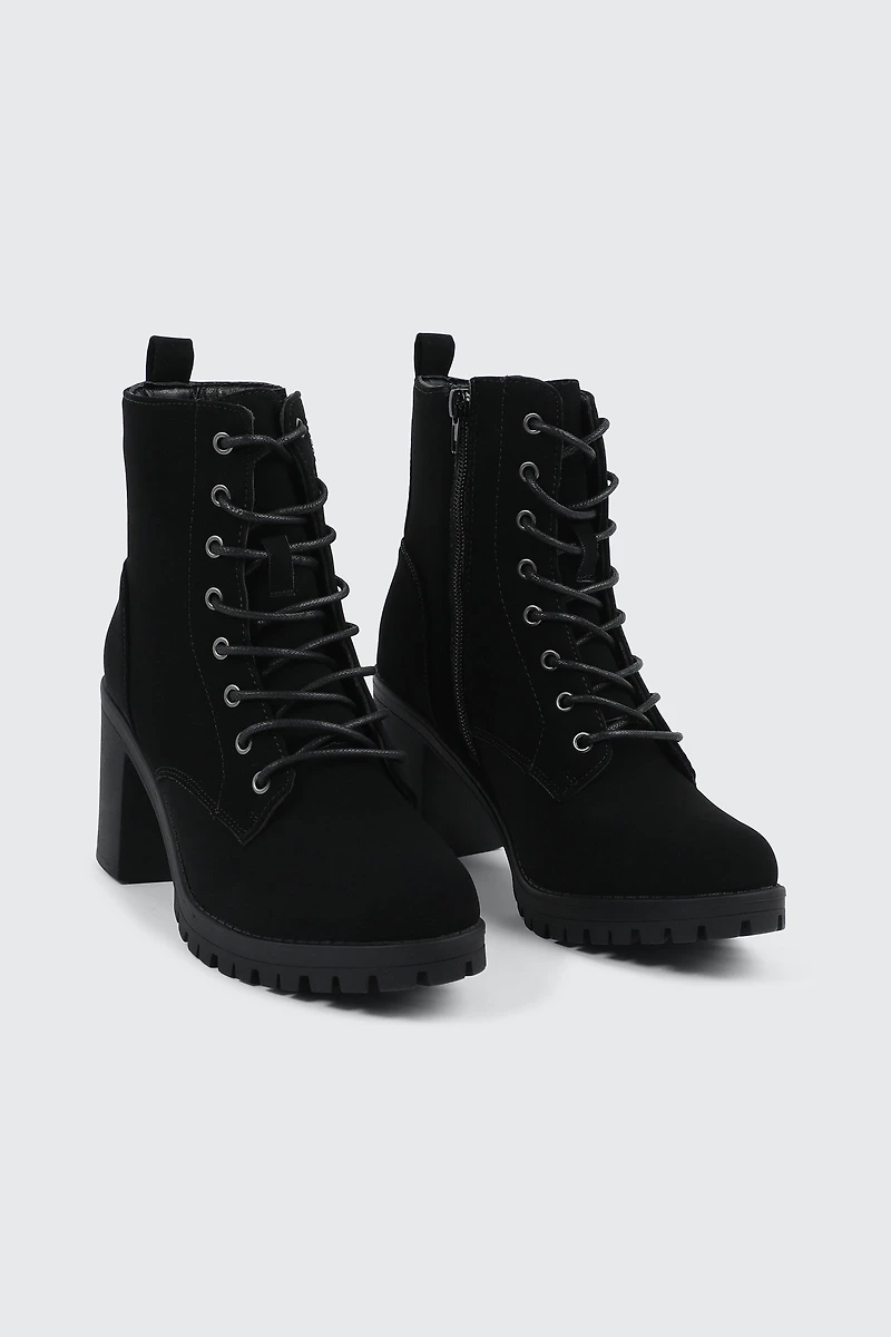 Bottes lacées en faux suède à talon bloc