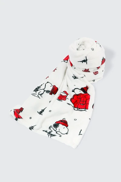 Ardene Snoopy Plush Throw in White | Polyester