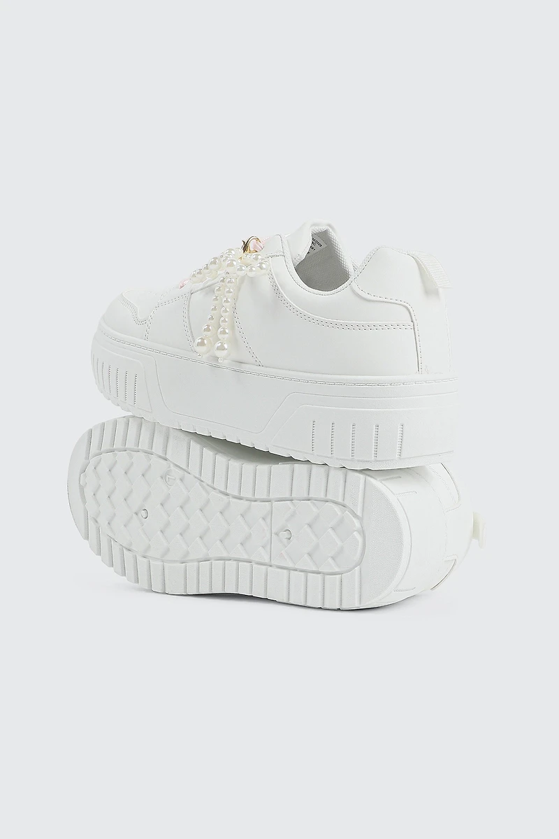 Espadrilles basketball à breloques amovibles
