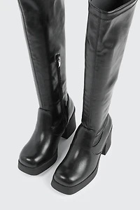 Bottes hautes en faux cuir