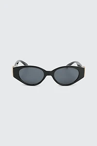 Ardene Slim Oval Sunglasses in Black